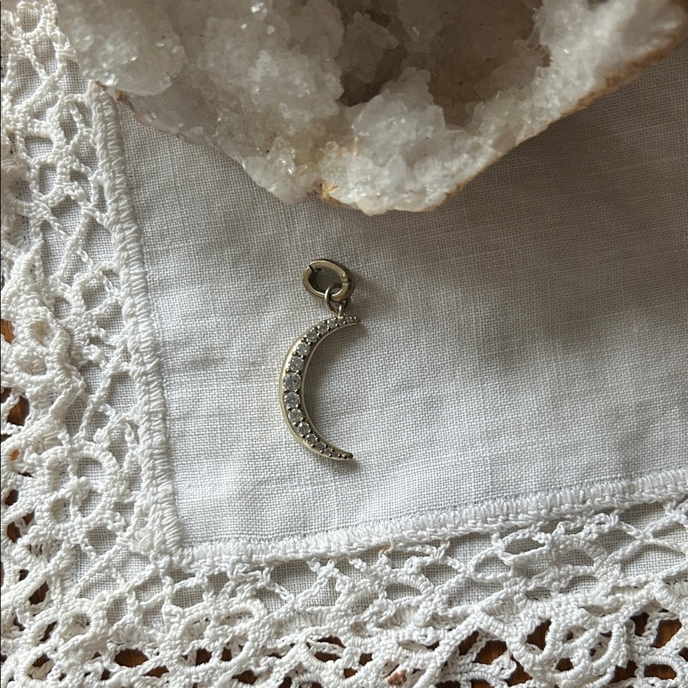 Kendra Scott Large Crescent Moon Charm in Gold